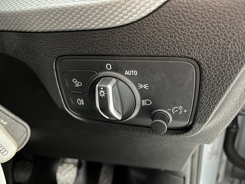 2021 (21) AUDI Q2 30 TFSI Sport 5dr 5296704