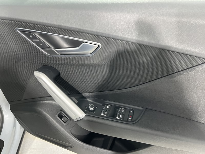 2021 (21) AUDI Q2 30 TFSI Sport 5dr 5296703