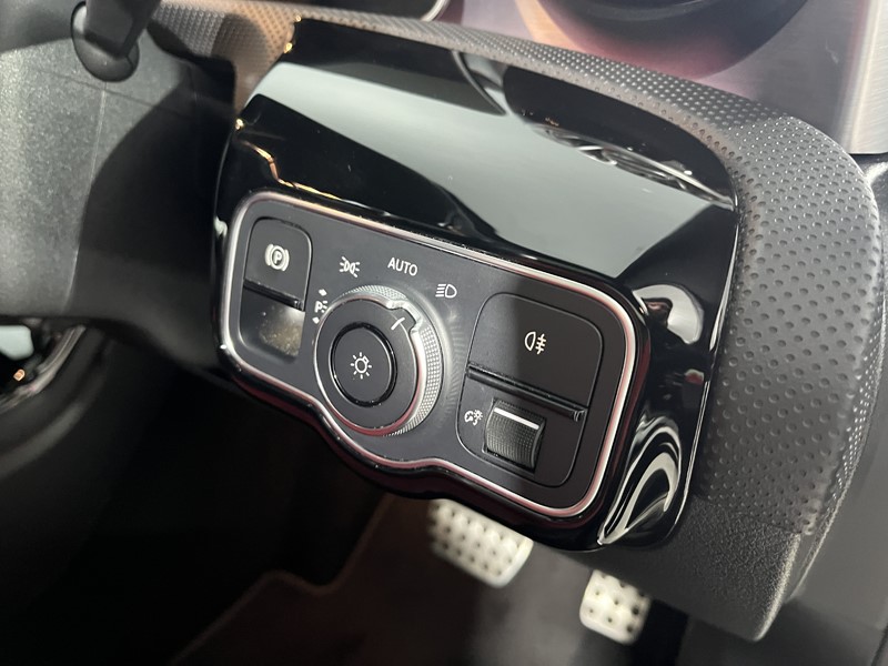 2019 (69) MERCEDES-BENZ CLA 200 AMG Line Premium Plus 4dr Tip Auto 5333520