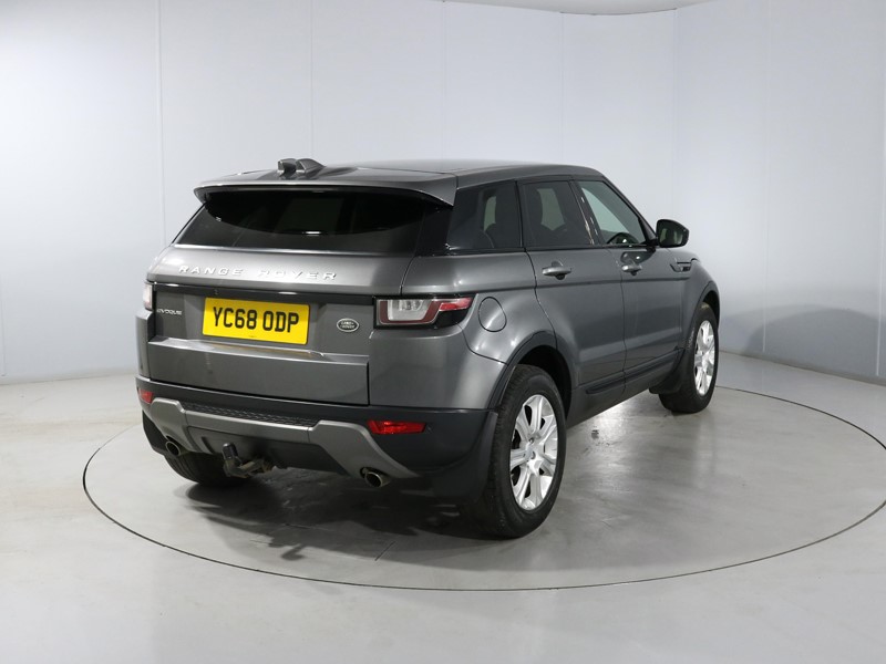 2018 (68) LAND ROVER RANGE ROVER EVOQUE 2.0 TD4 SE Tech 5dr Auto 5297450