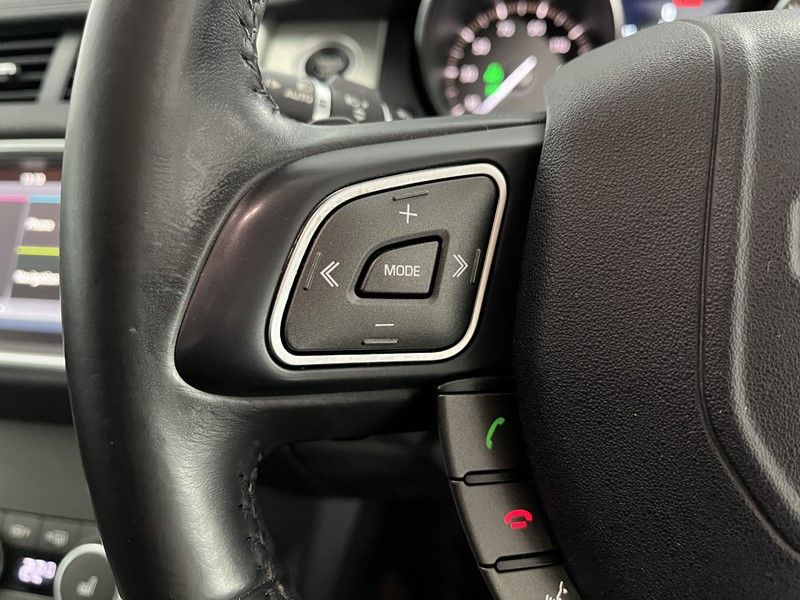 2018 (68) LAND ROVER RANGE ROVER EVOQUE 2.0 TD4 SE Tech 5dr Auto 5297430