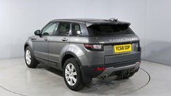 2018 (68) LAND ROVER RANGE ROVER EVOQUE 2.0 TD4 SE Tech 5dr Auto 5297408
