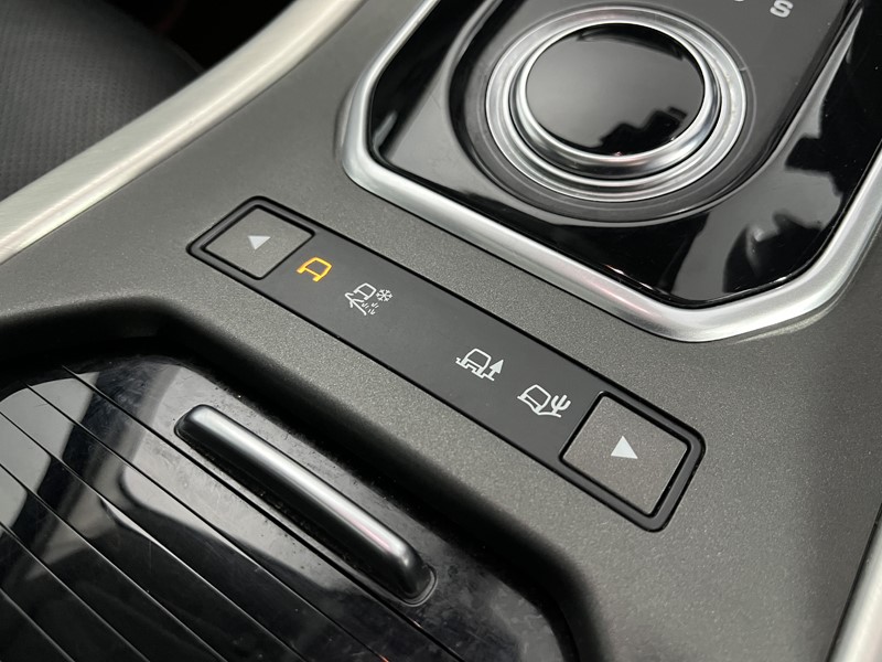 2018 (68) LAND ROVER RANGE ROVER EVOQUE 2.0 TD4 SE Tech 5dr Auto 5297438