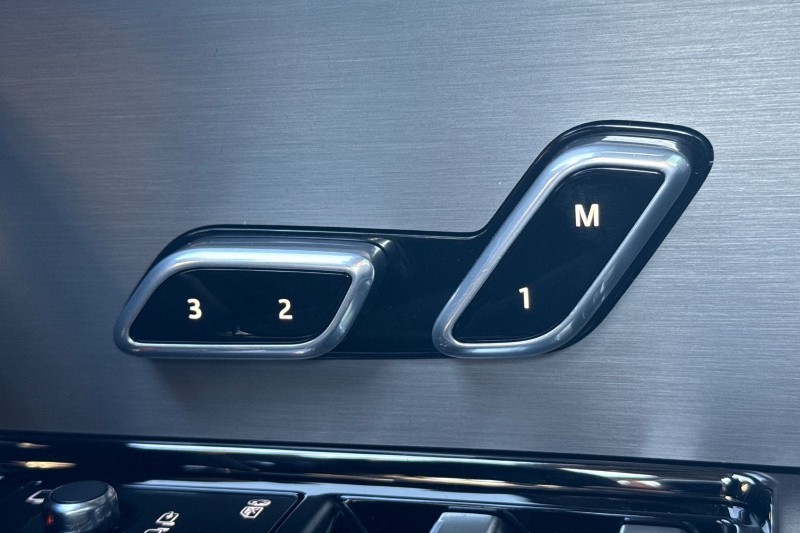  LAND ROVER RANGE ROVER SPORT 3.0 D300 Dynamic SE 5dr Auto 4804050