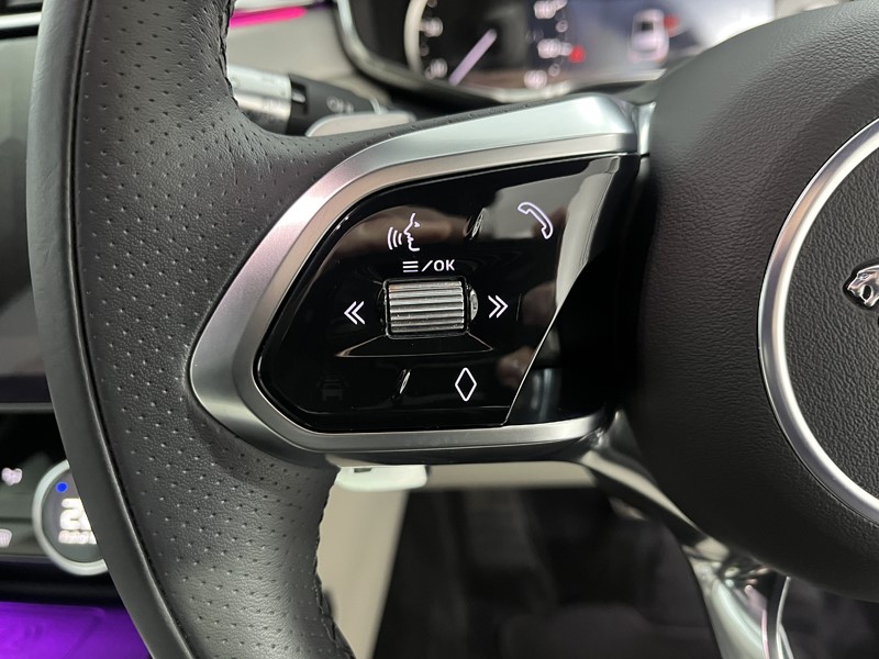 2022 (22) JAGUAR F-PACE 2.0 D200 R-Dynamic SE 5dr Auto AWD 5320481