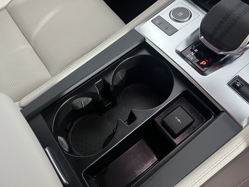 2022 (22) JAGUAR F-PACE 2.0 D200 R-Dynamic SE 5dr Auto AWD 5320489