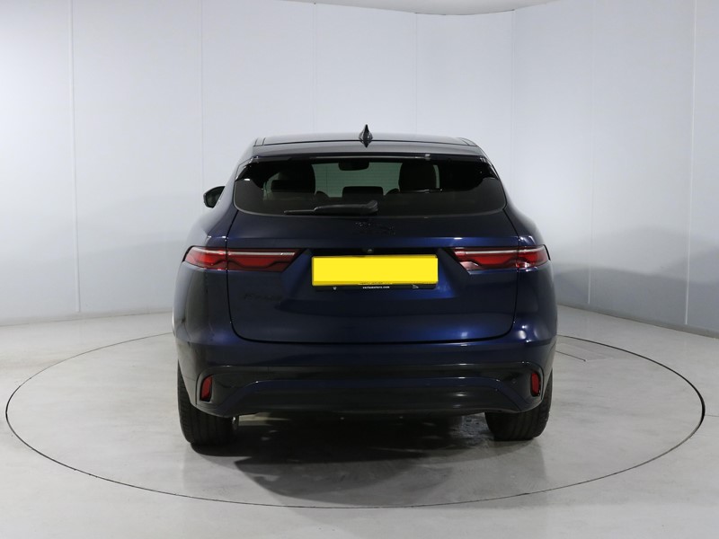 2022 (22) JAGUAR F-PACE 2.0 D200 R-Dynamic SE 5dr Auto AWD 5320473