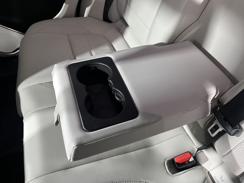 2022 (22) JAGUAR F-PACE 2.0 D200 R-Dynamic SE 5dr Auto AWD 5320493