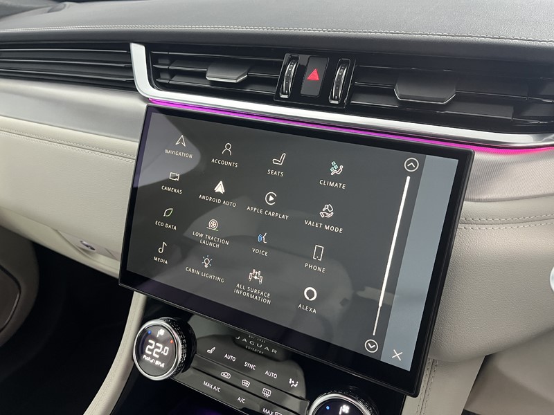 2022 (22) JAGUAR F-PACE 2.0 D200 R-Dynamic SE 5dr Auto AWD 5320486