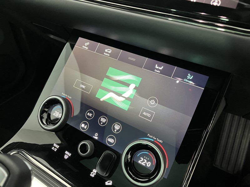 2020 (20) LAND ROVER RANGE ROVER EVOQUE 2.0 D180 R-Dynamic HSE 5dr Auto 5326176