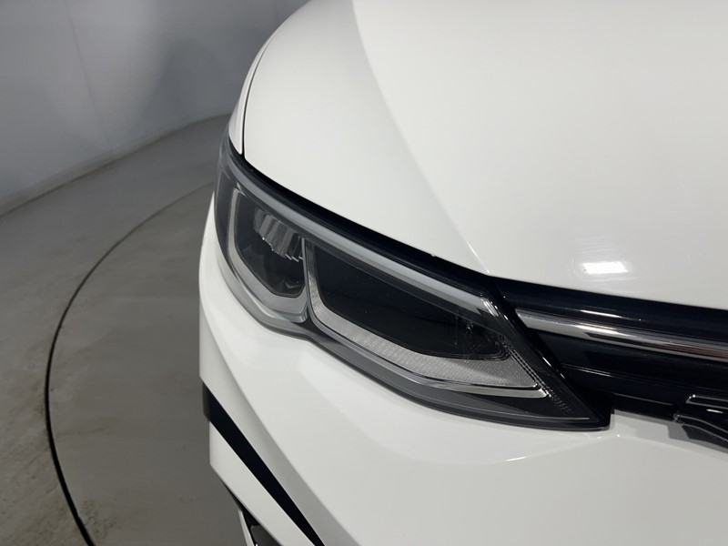 2020 (70) VOLKSWAGEN GOLF 1.5 TSI R-Line 5dr 5353351