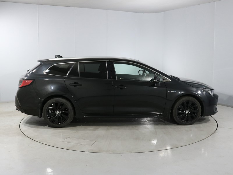 2021 (21) TOYOTA COROLLA 1.8 VVT-i Hybrid Design 5dr CVT 5358702