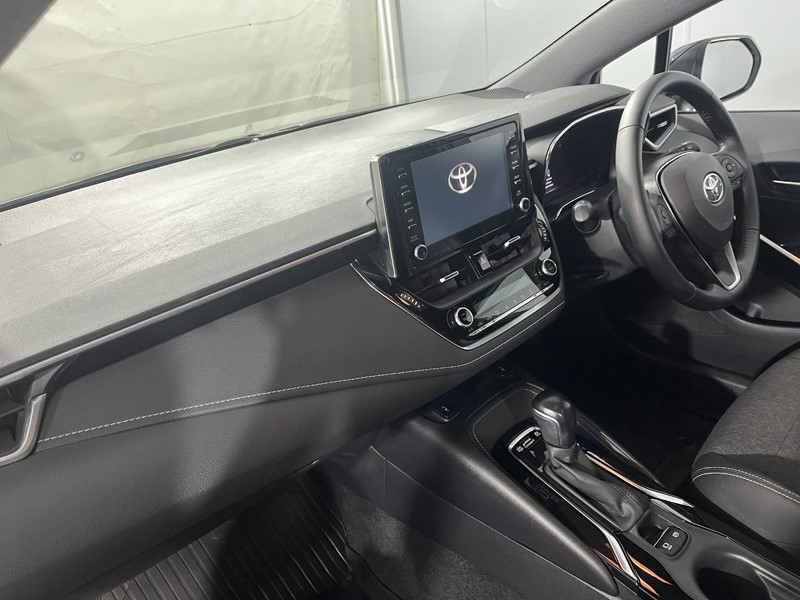 2021 (21) TOYOTA COROLLA 1.8 VVT-i Hybrid Design 5dr CVT 5358706