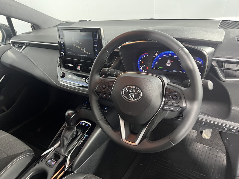 2021 (21) TOYOTA COROLLA 1.8 VVT-i Hybrid Design 5dr CVT 5358705