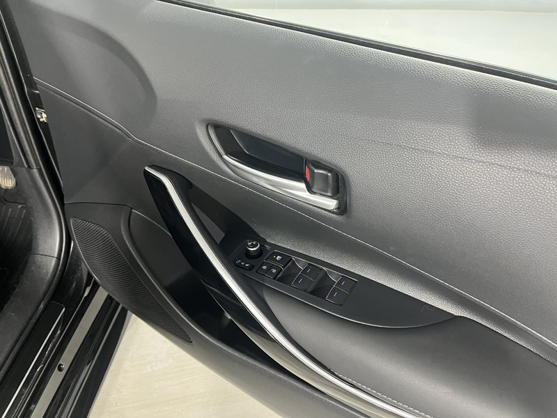 2021 (21) TOYOTA COROLLA 1.8 VVT-i Hybrid Design 5dr CVT 5358719