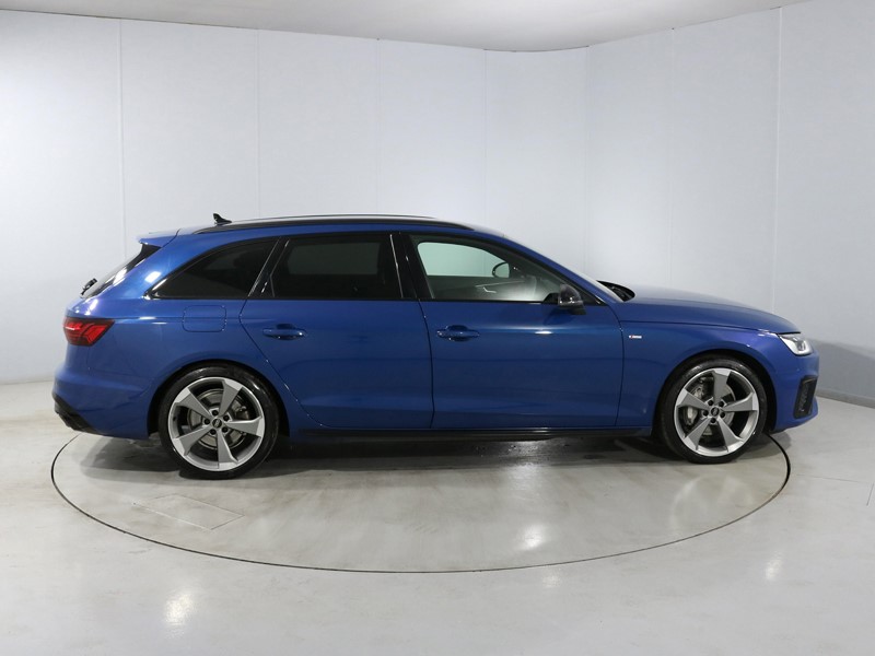2024 (74) AUDI A4 40 TFSI 204 Black Edition 5dr S Tronic 5353171