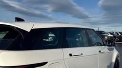 2024 (74) LAND ROVER RANGE ROVER EVOQUE 2.0 D200 Dynamic SE 5dr Auto 4960858