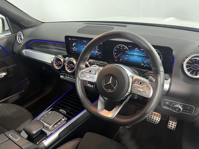 2022 (72) MERCEDES-BENZ GLB 200 AMG Line Premium 5dr 7G-Tronic 5373023