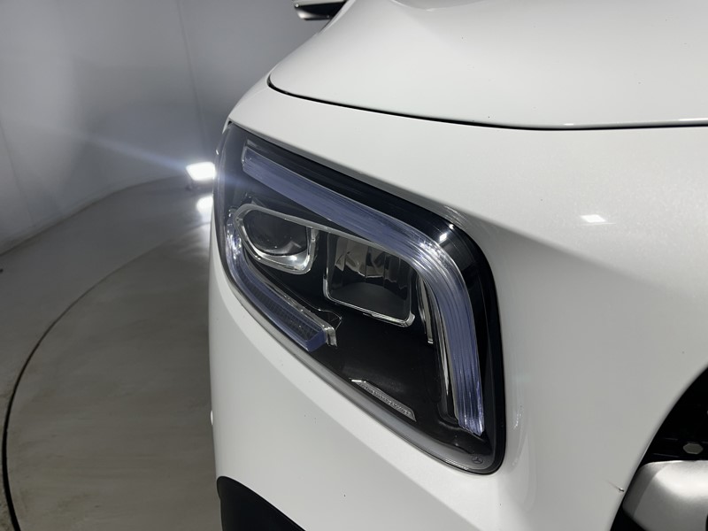 2022 (72) MERCEDES-BENZ GLB 200 AMG Line Premium 5dr 7G-Tronic 5373055
