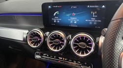 2022 (72) MERCEDES-BENZ GLB 200 AMG Line Premium 5dr 7G-Tronic 5373025
