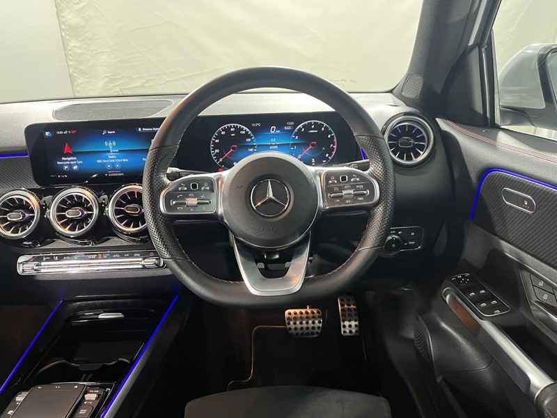 2022 (72) MERCEDES-BENZ GLB 200 AMG Line Premium 5dr 7G-Tronic 5373022