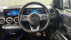 2022 (72) MERCEDES-BENZ GLB 200 AMG Line Premium 5dr 7G-Tronic 5373022