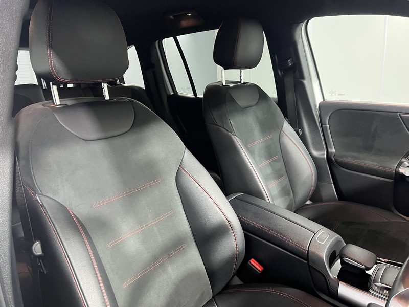 2022 (72) MERCEDES-BENZ GLB 200 AMG Line Premium 5dr 7G-Tronic 5373028