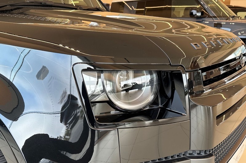  LAND ROVER DEFENDER 3.0 D350 X-Dynamic HSE 130 5dr Auto 5136664