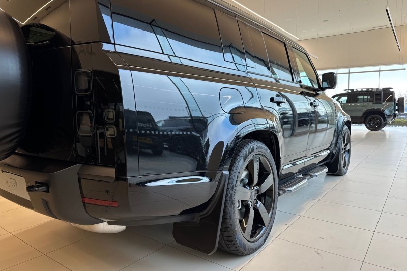  LAND ROVER DEFENDER 3.0 D350 X-Dynamic HSE 130 5dr Auto 5136688