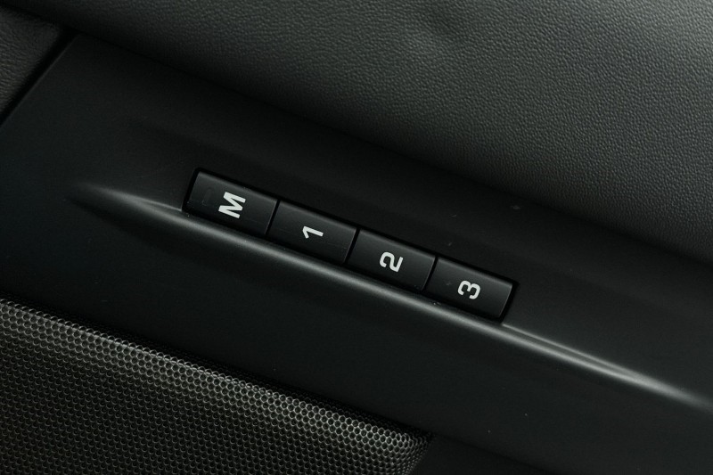 2025 (74) LAND ROVER RANGE ROVER EVOQUE 2.0 D200 Dynamic HSE 5dr Auto 4965493