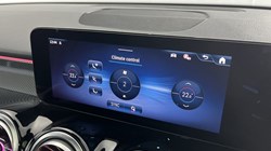 2024 (24) MERCEDES-BENZ GLB 200 AMG Line Premium Plus 5dr 7G-Tronic 5391902