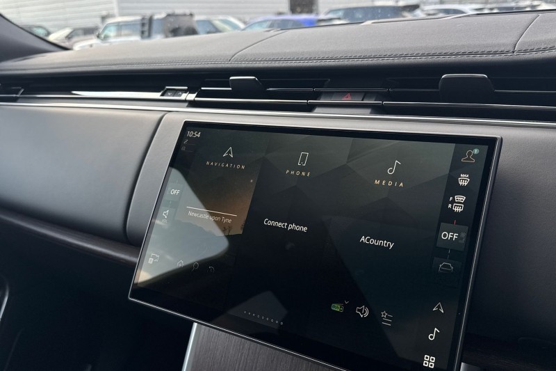  LAND ROVER RANGE ROVER 3.0 D300 HSE 4dr Auto 5134383