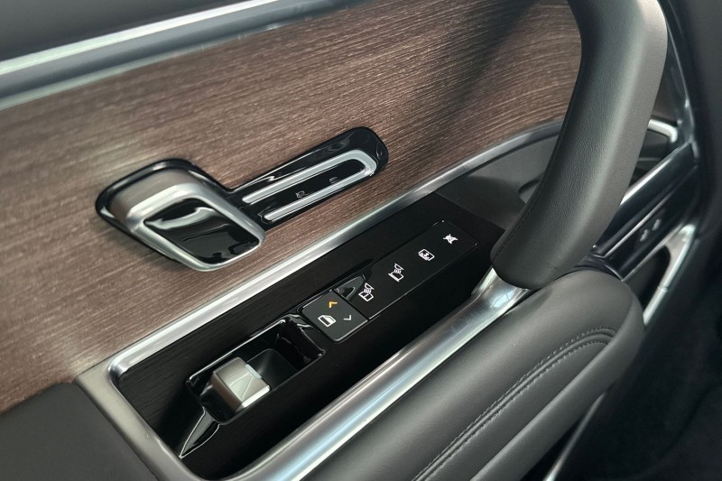  LAND ROVER RANGE ROVER 3.0 D300 HSE 4dr Auto 5134410