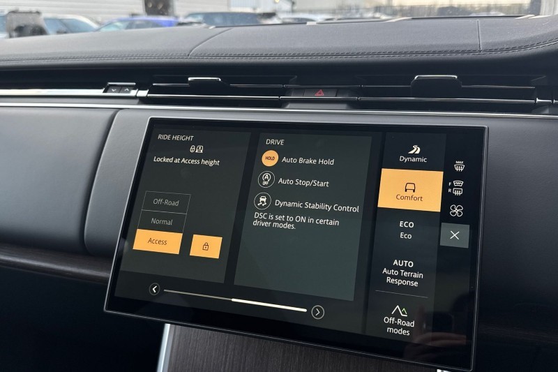  LAND ROVER RANGE ROVER 3.0 D300 HSE 4dr Auto 5134386