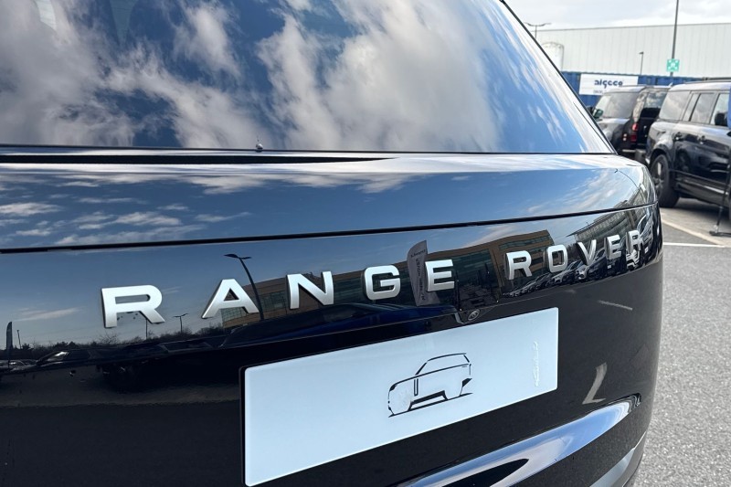  LAND ROVER RANGE ROVER 3.0 D300 HSE 4dr Auto 5134398