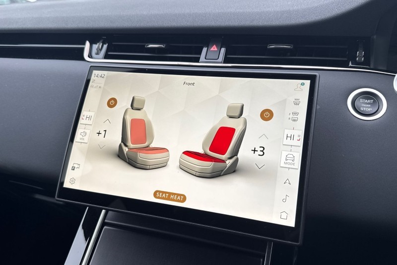 2025 (74) LAND ROVER RANGE ROVER EVOQUE 2.0 D200 Edition 5dr Auto 4963654