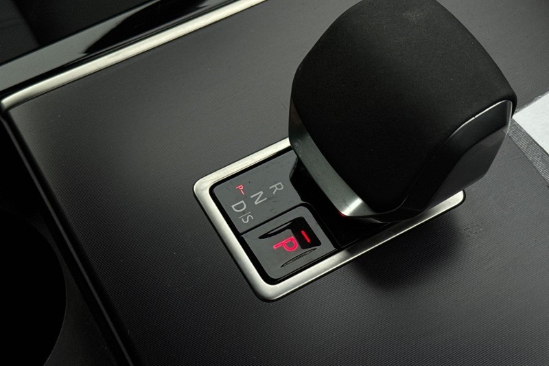 2025 (74) LAND ROVER RANGE ROVER EVOQUE 2.0 D200 Edition 5dr Auto 4963633