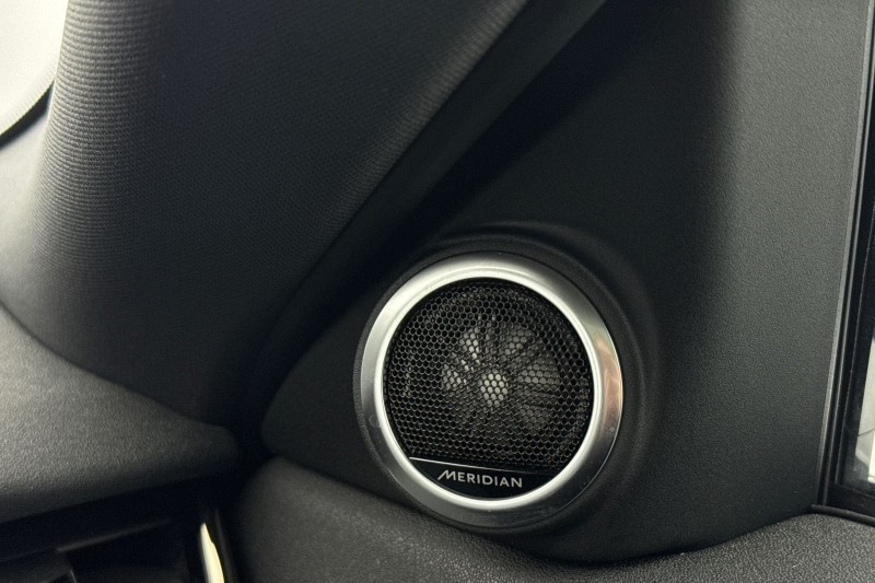 2025 (74) LAND ROVER RANGE ROVER EVOQUE 2.0 D200 Edition 5dr Auto 4963671