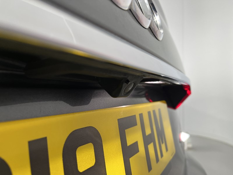 2019 (19) AUDI A6 40 TDI S Line 4dr S Tronic 5403299