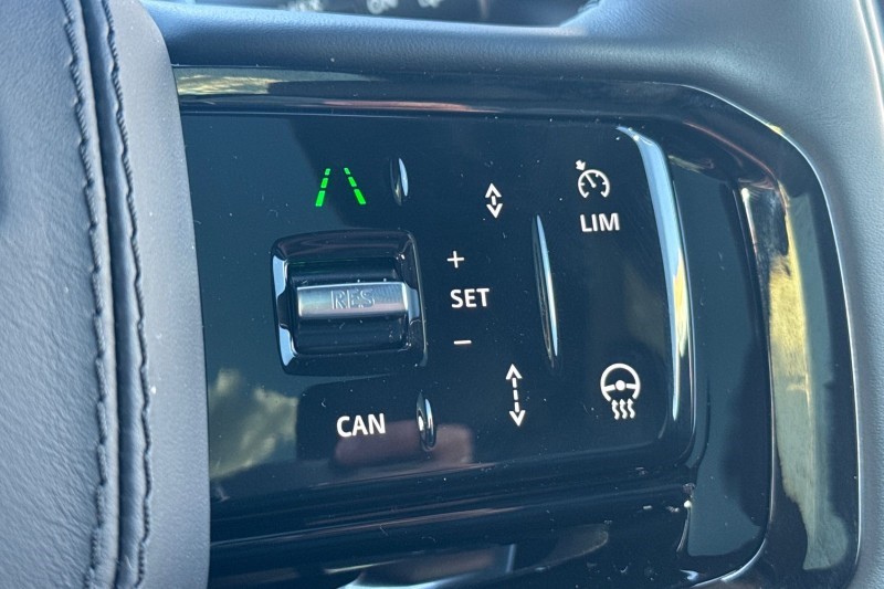  LAND ROVER RANGE ROVER SPORT 3.0 D300 Dynamic SE 5dr Auto 4804000