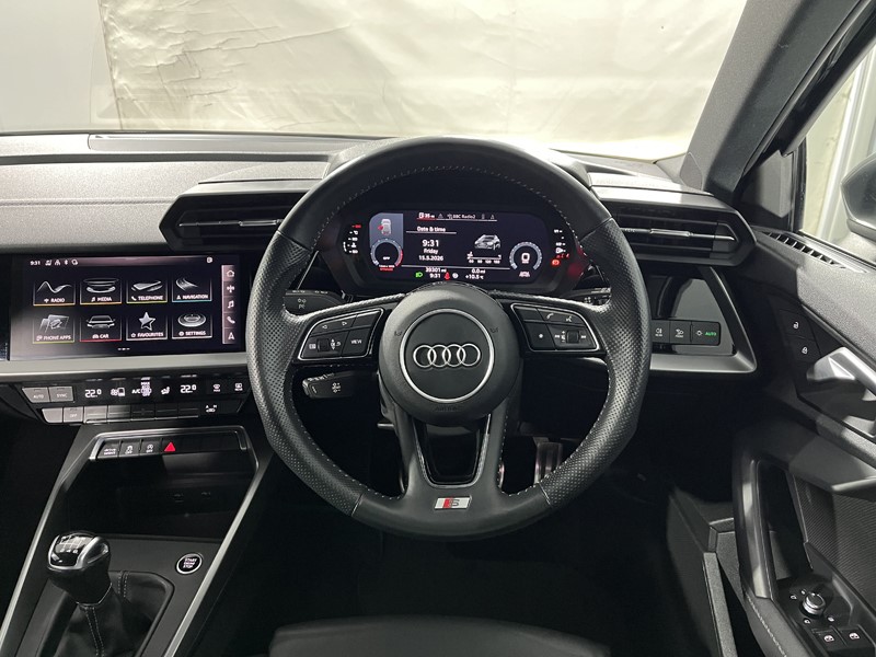 2020 (70) AUDI A3 35 TFSI S Line 5dr 5413548