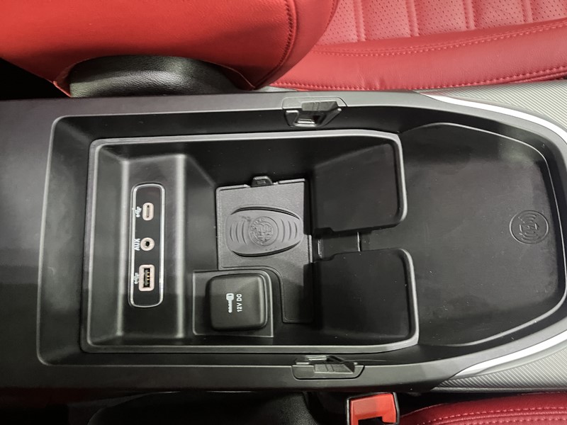 2021 (71) ALFA ROMEO GIULIA 2.0 TB 280 Veloce [Performance brake] 4dr Auto 5409612