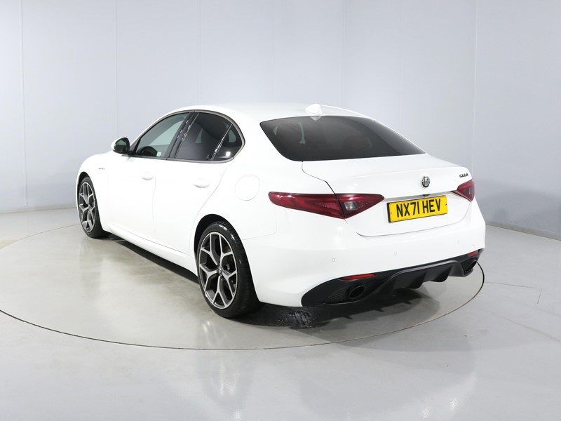 2021 (71) ALFA ROMEO GIULIA 2.0 TB 280 Veloce [Performance brake] 4dr Auto 1