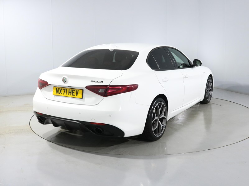 2021 (71) ALFA ROMEO GIULIA 2.0 TB 280 Veloce [Performance brake] 4dr Auto 5409623