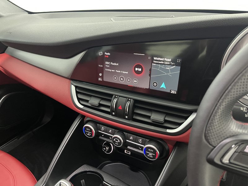 2021 (71) ALFA ROMEO GIULIA 2.0 TB 280 Veloce [Performance brake] 4dr Auto 5409588
