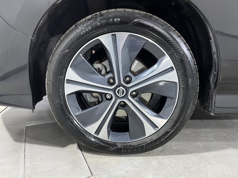 2021 (71) NISSAN LEAF 160kW e PLUS Tekna 62kWh 5dr Auto 5401194