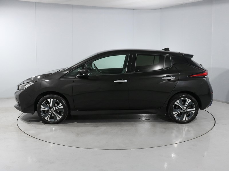 2021 (71) NISSAN LEAF 160kW e PLUS Tekna 62kWh 5dr Auto 5401225