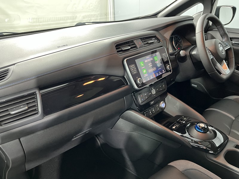 2021 (71) NISSAN LEAF 160kW e PLUS Tekna 62kWh 5dr Auto 5401187