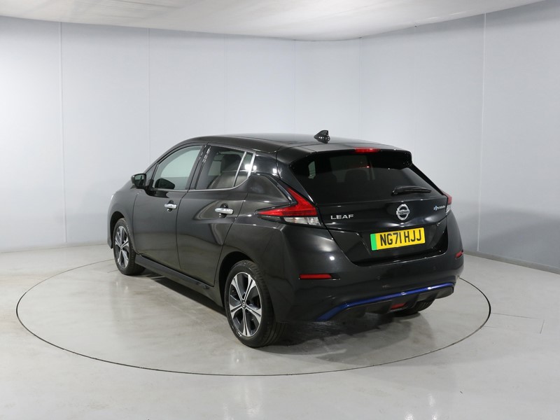 2021 (71) NISSAN LEAF 160kW e PLUS Tekna 62kWh 5dr Auto 5401182