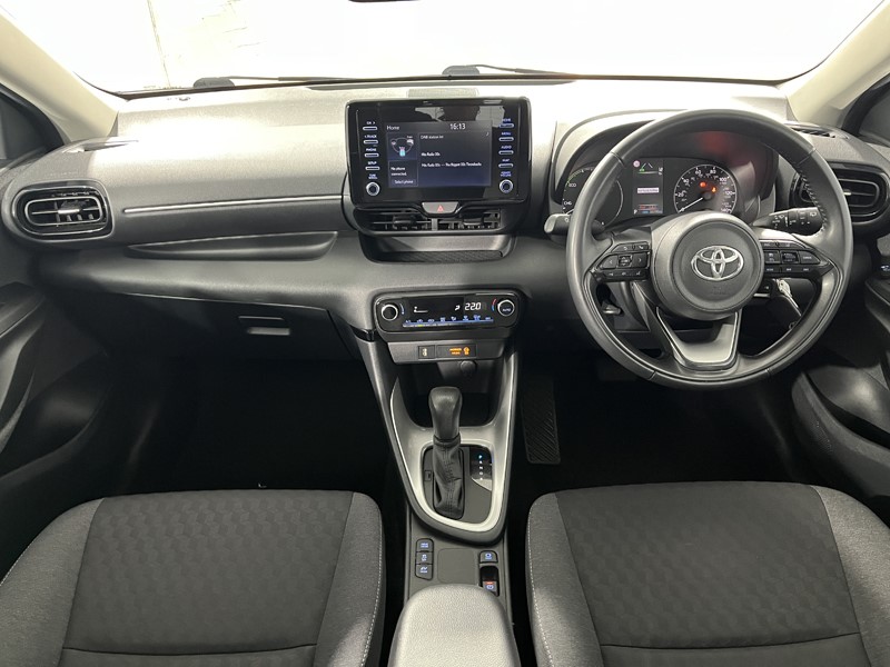2021 (71) TOYOTA YARIS 1.5 Hybrid Icon 5dr CVT 5414551